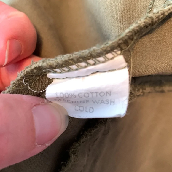 Brandy Melville army green cropped utility jacket zip up hooded snap buttons - Picture 6 of 9